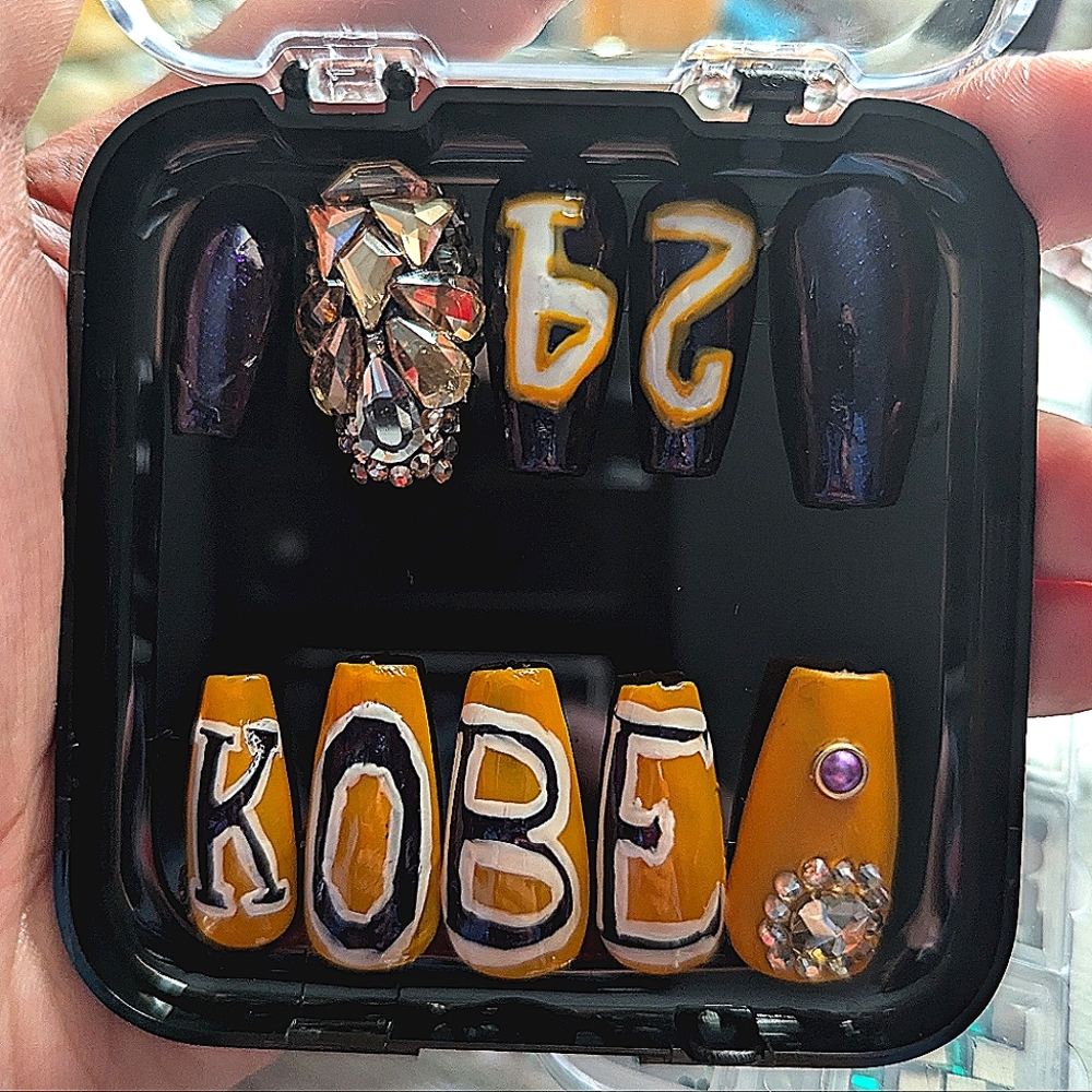 Lakers Custom Press on Nails